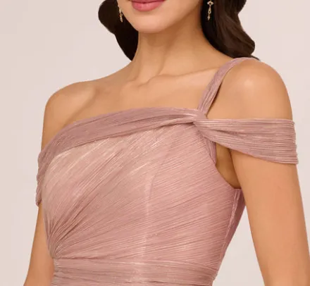 Adrianna Papell Wedding Guest Dresses|Formal Dresses*Crinkle Metallic Gown With Asymmetrical Neckline In Petal Gold