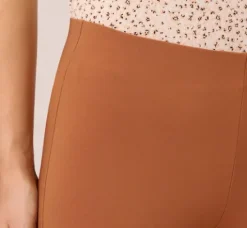 Adrianna Papell Pants & Skirts*Cropped Pull-On Pant With Tailored Details In